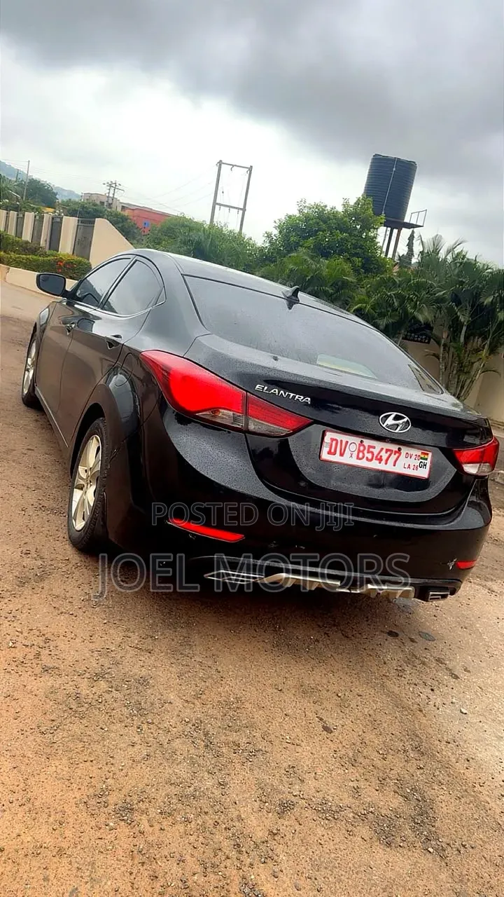 Hyundai Elantra 2016 Black