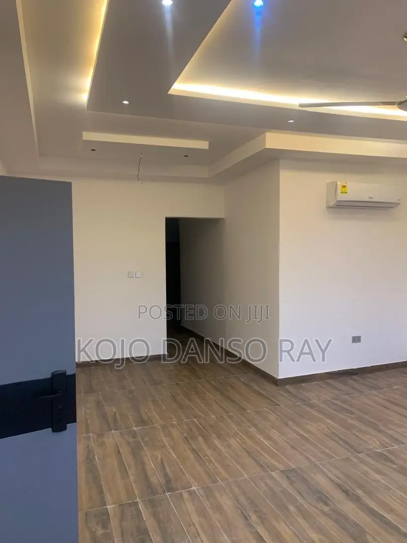 2bdrm Apartment in Pandak Agency, Oyarifa for rent