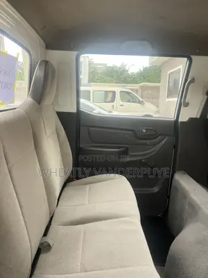 Hundai Double Cabin