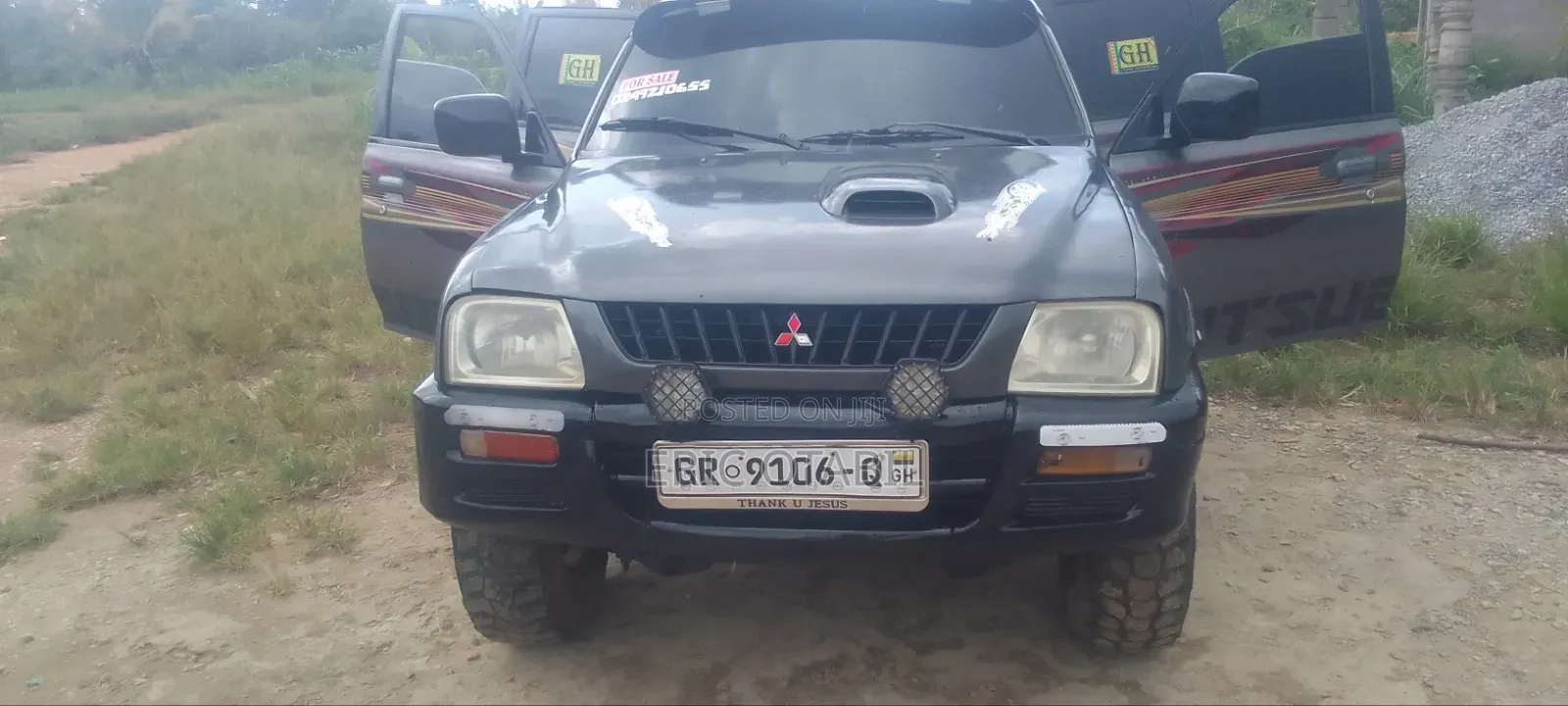 Mitsubishi L200 1999 Gray