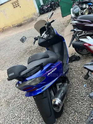 Yamaha Majesty 2015 White