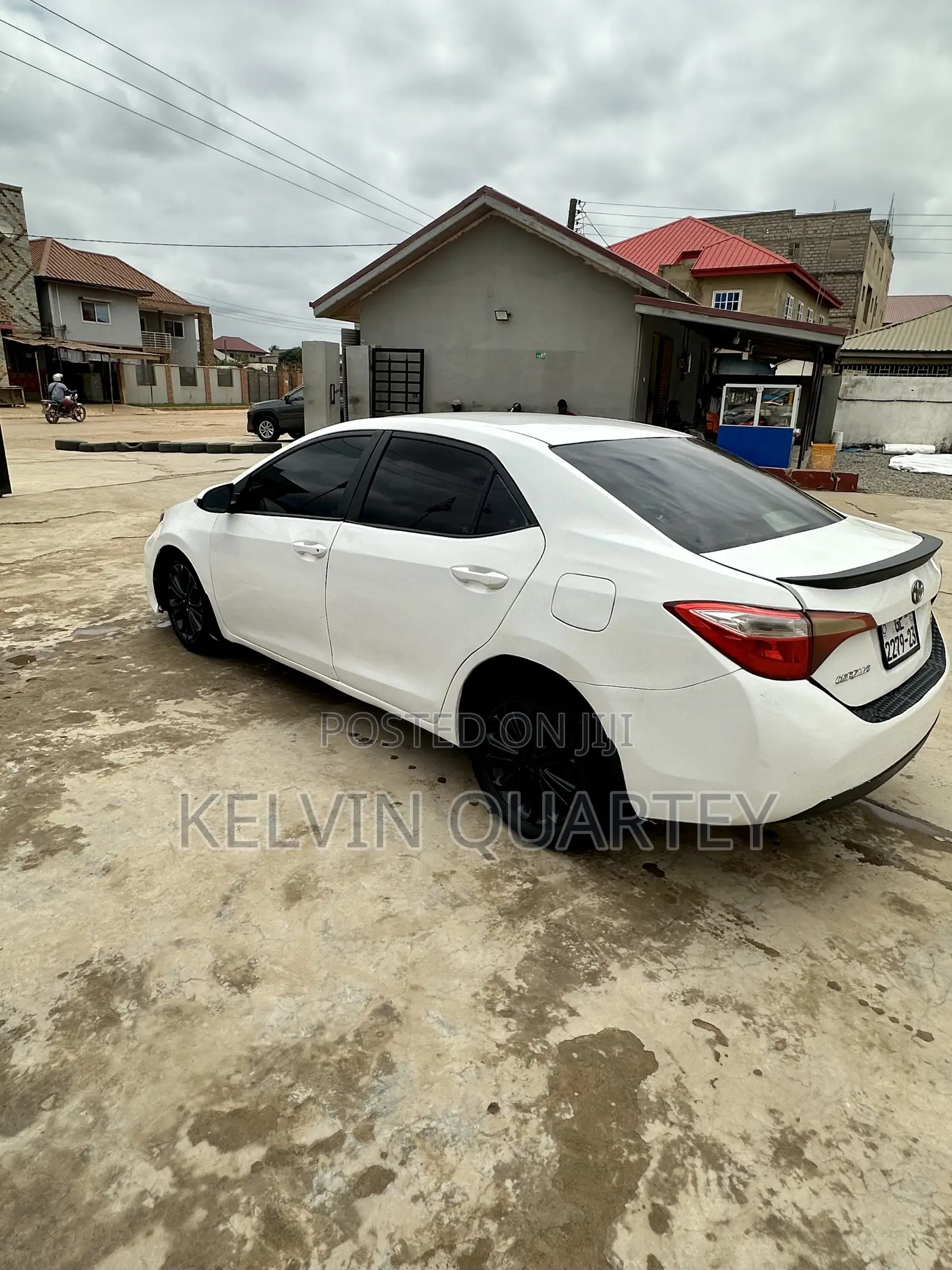 Toyota Corolla S 4dr Sedan (1.8L 4cyl CVT) 2014 White