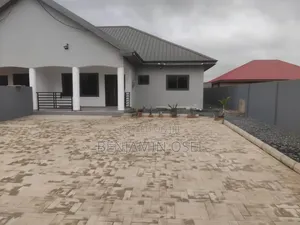2bdrm House in Gbetsile (Assemblies, Accra Metropolitan for rent