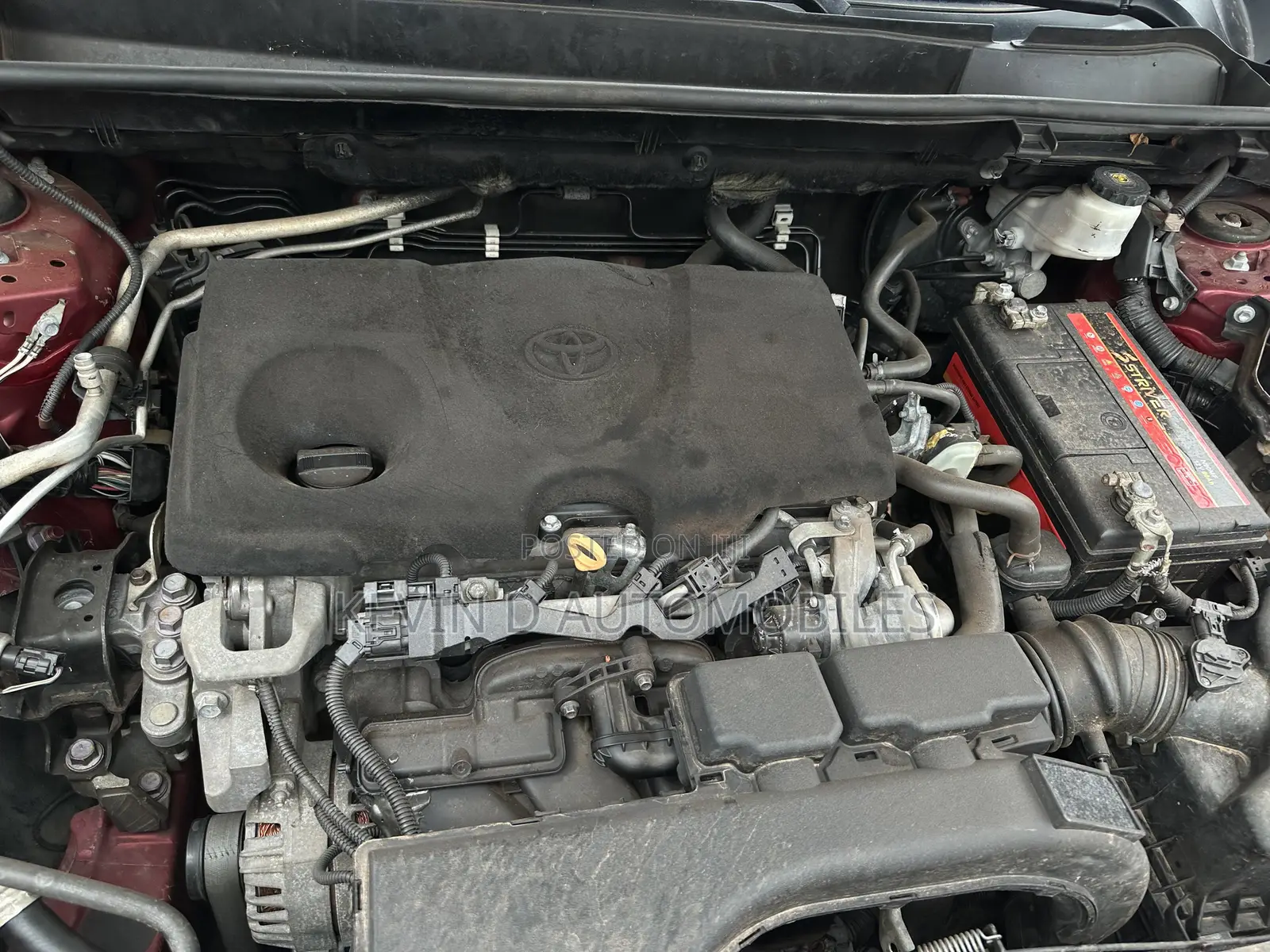 Toyota RAV4 LE AWD 2020 Red