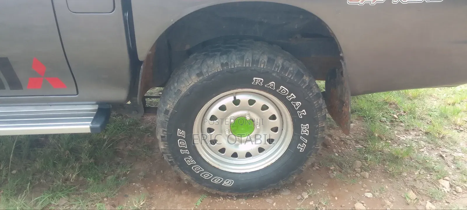 Mitsubishi L200 1999 Gray