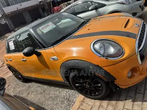 Mini Cooper 2015 Yellow