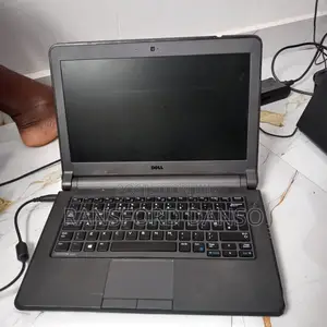 Laptop Dell 4GB Intel Core i3 HDD 500GB
