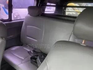 Hyundai Starex 2013 Brown
