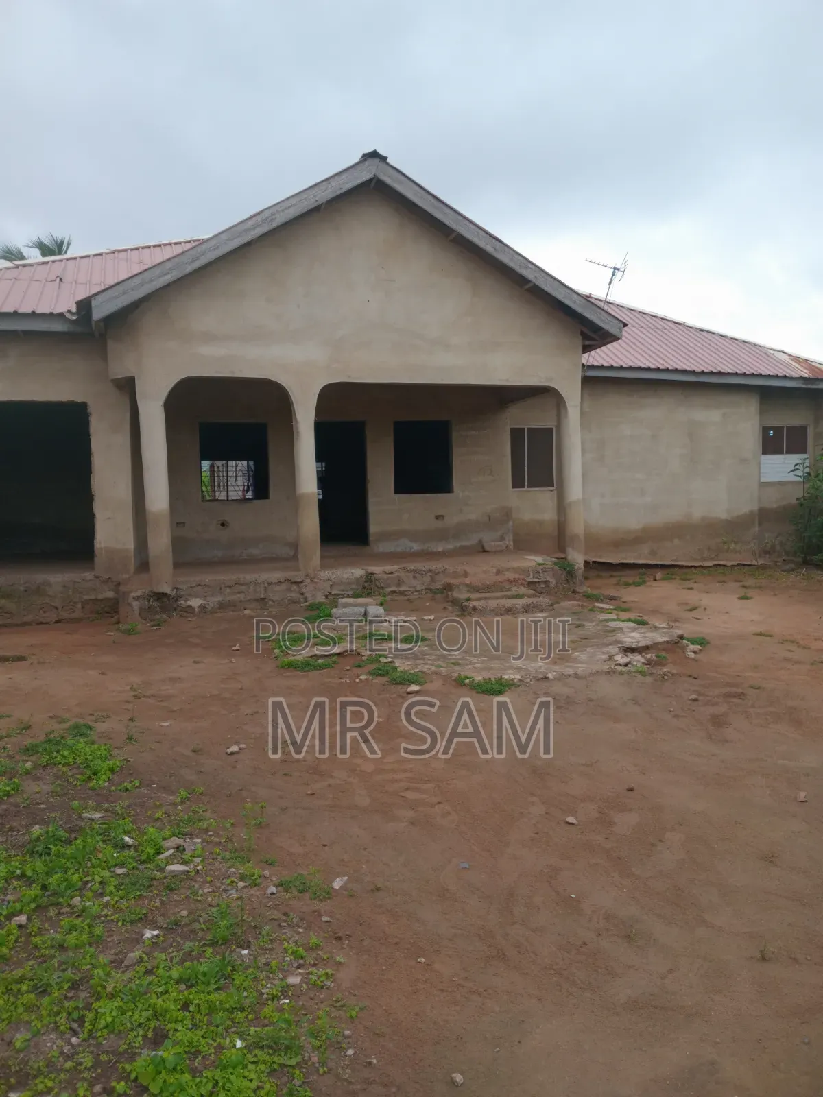4bdrm House in Tuba Road, Ga South Municipal for sale