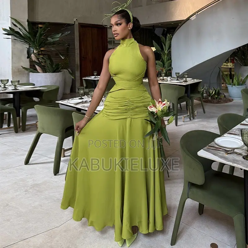 Halter Neck Waist-Cinching Pleated Dress