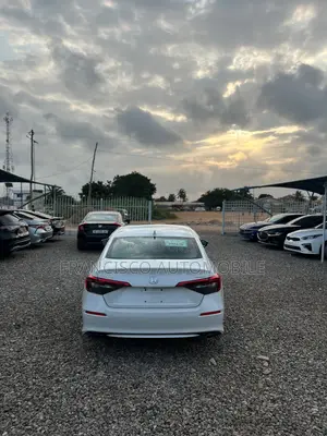 Honda Civic Sport CVT 2024 White