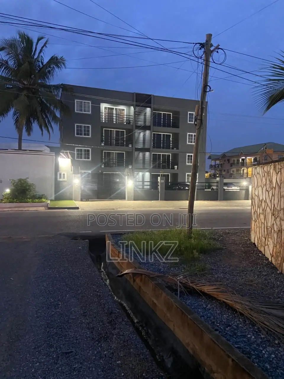 Furnished 1bdrm Apartment in The Grey Building, American House for rent