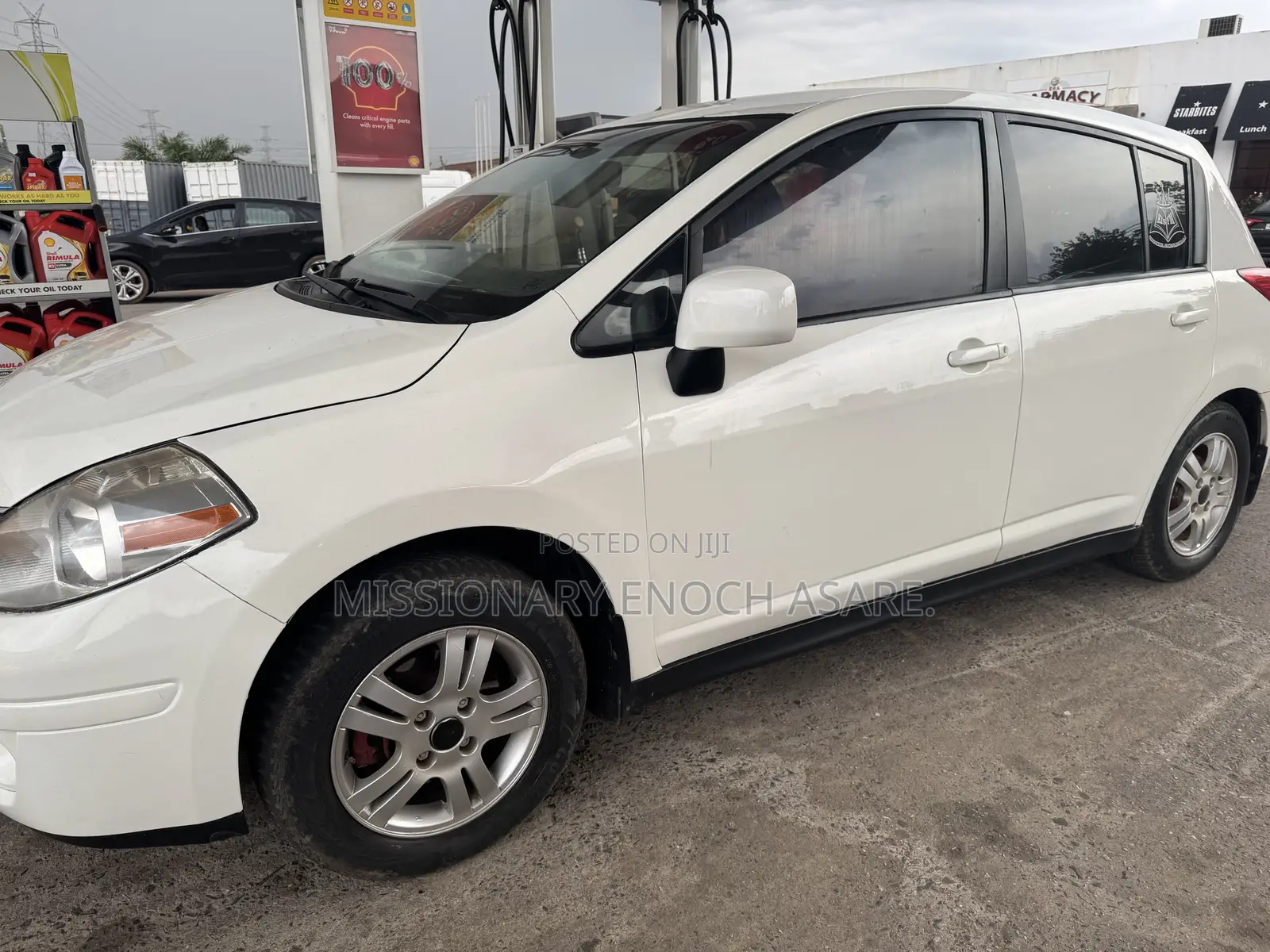 Nissan Versa 2008 White