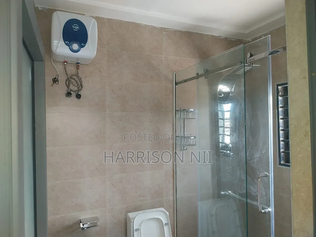 6bdrm House in Asylumdown, Trust Towers Area for rent