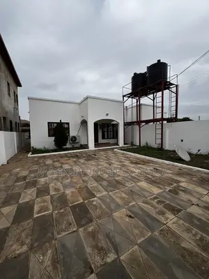 3bdrm House in Lakeside Estate, Ashaley Botwe for sale