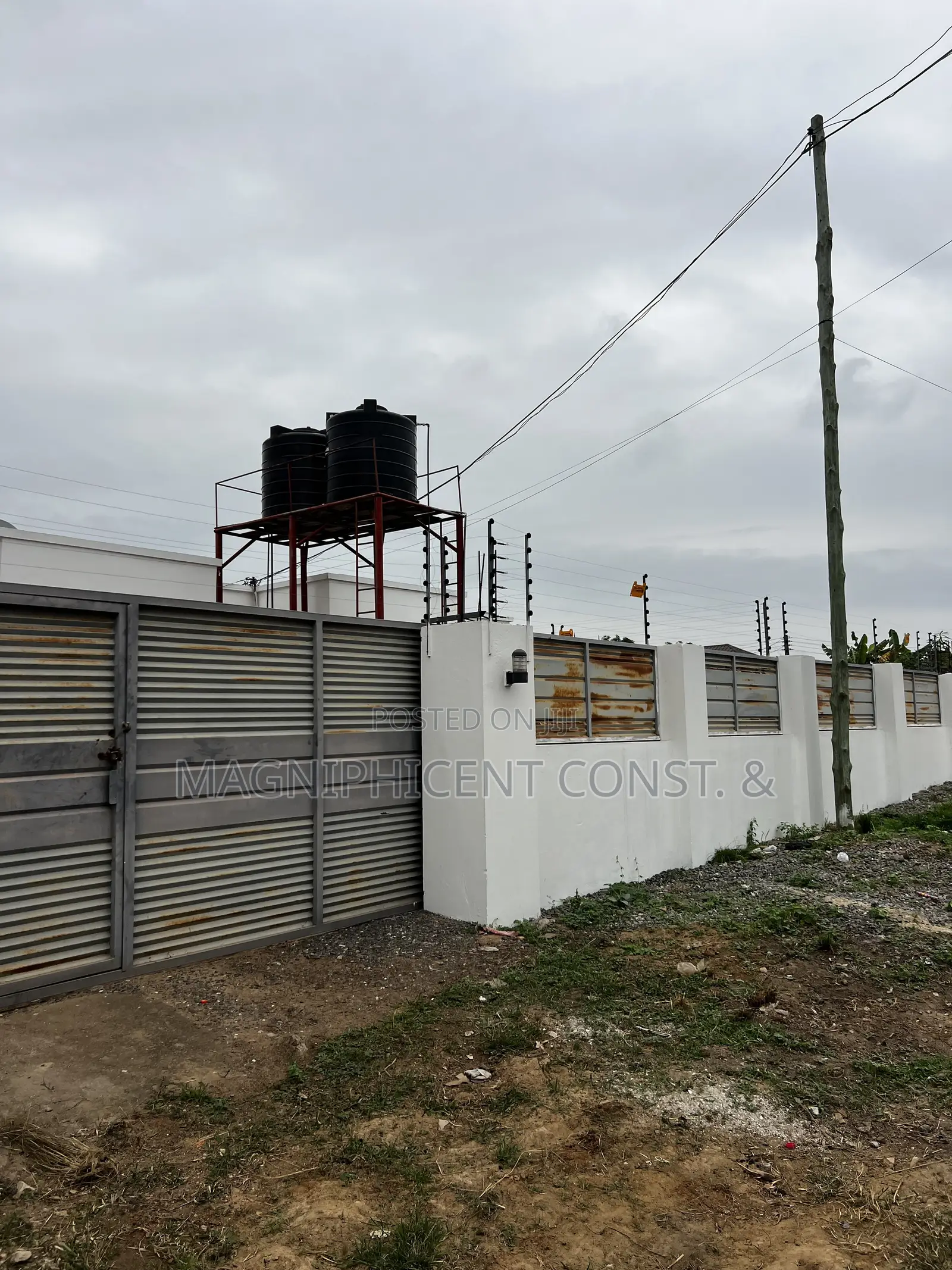 3bdrm House in Lakeside Estate, Ashaley Botwe for sale