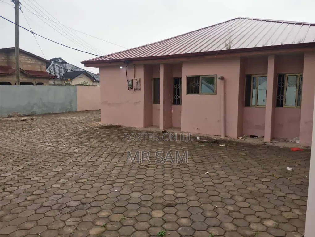 3bdrm House in Sam Properties, Old Barrier for rent