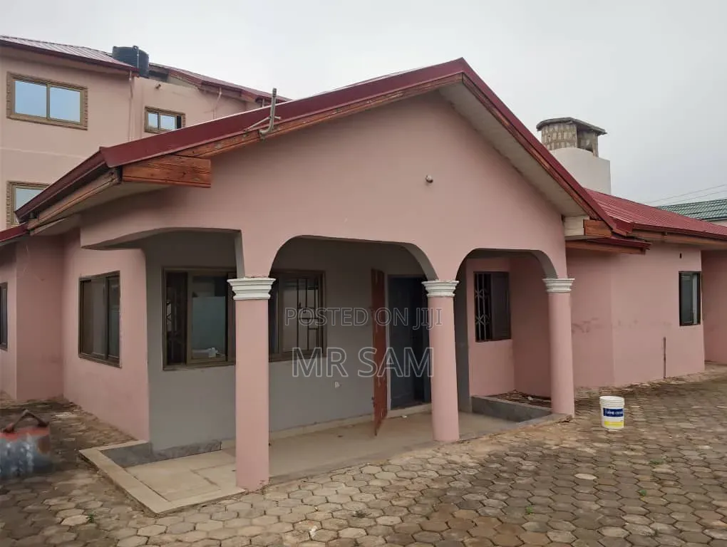 3bdrm House in Sam Properties, Old Barrier for rent