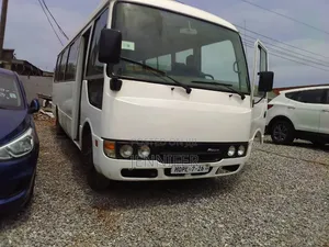 Mitsubishi Fuso Rosa 2025 White