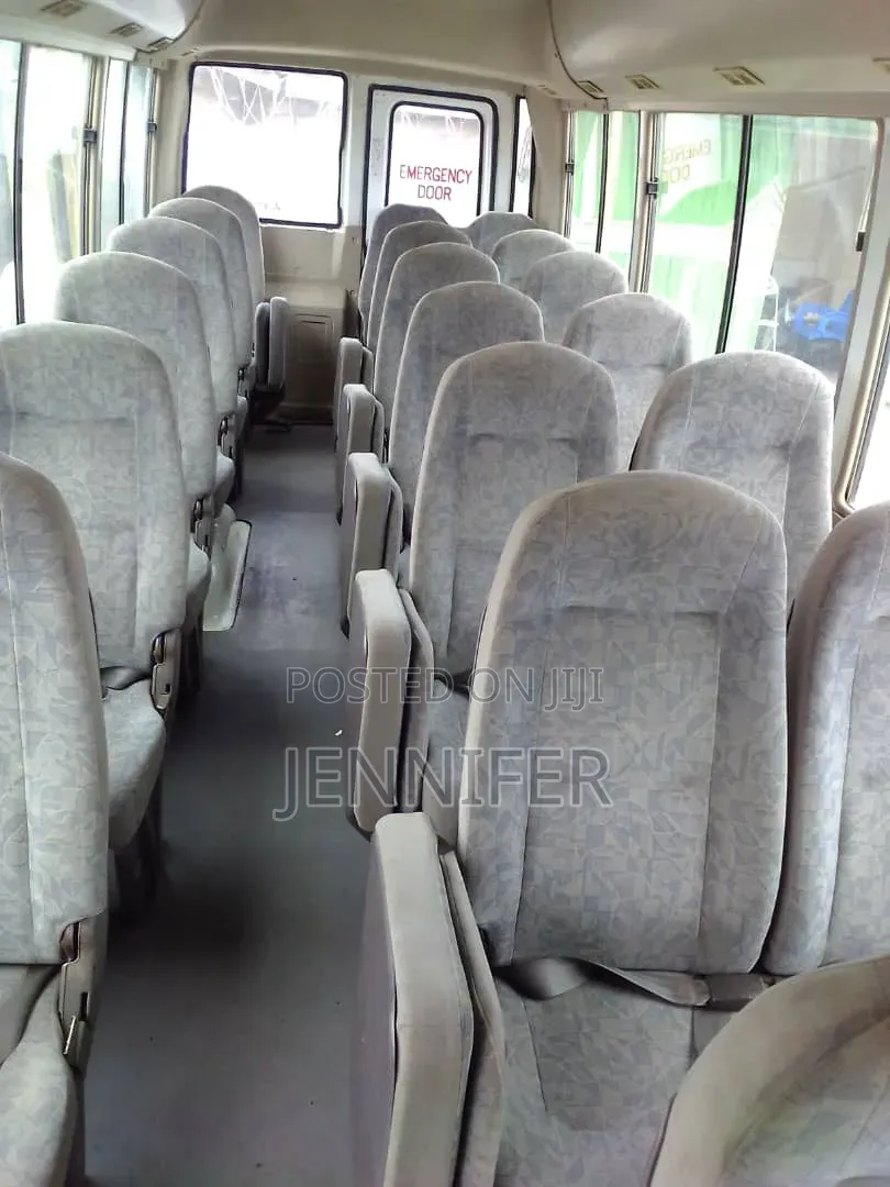 Mitsubishi Fuso Rosa 2025 White