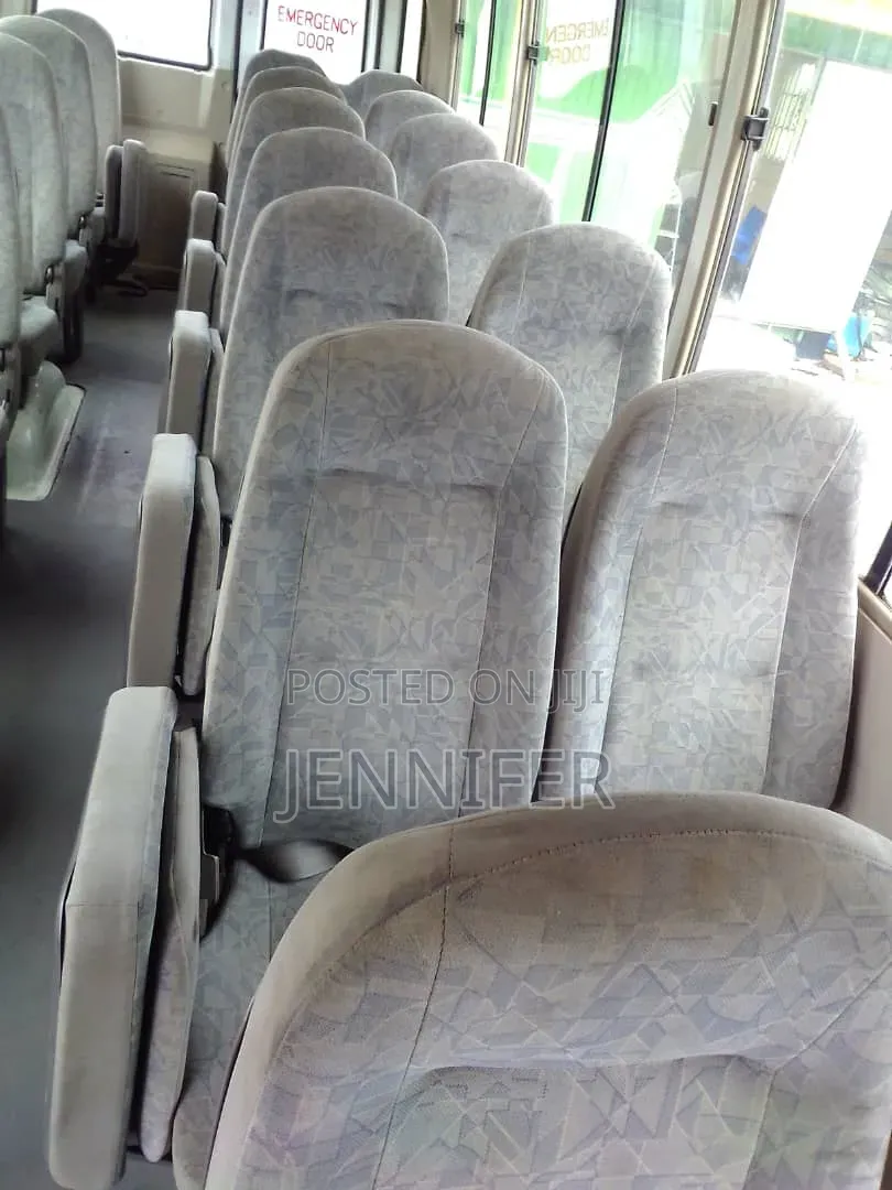 Mitsubishi Fuso Rosa 2025 White