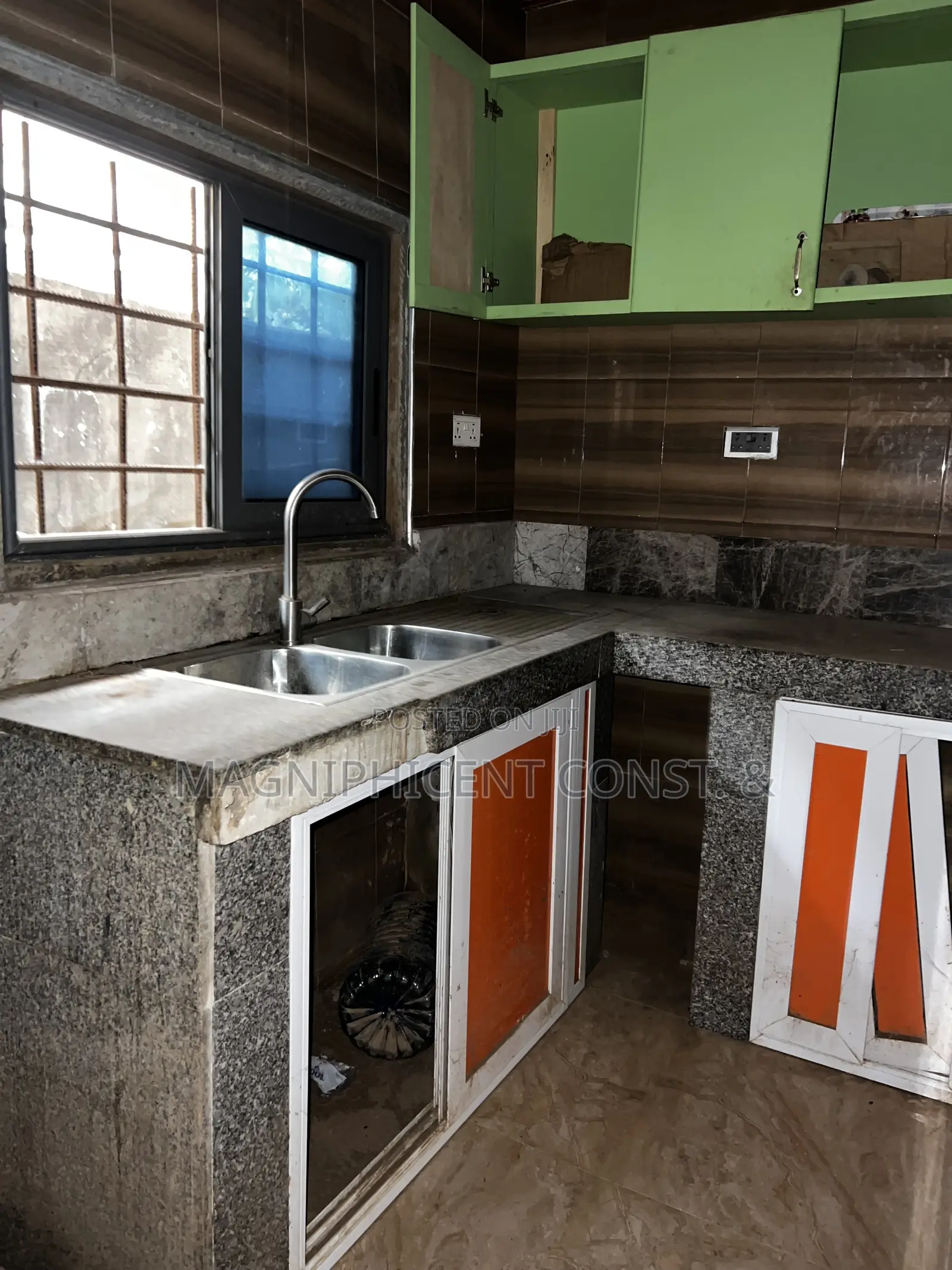 3bdrm House in Lakeside Estate, Ashaley Botwe for sale