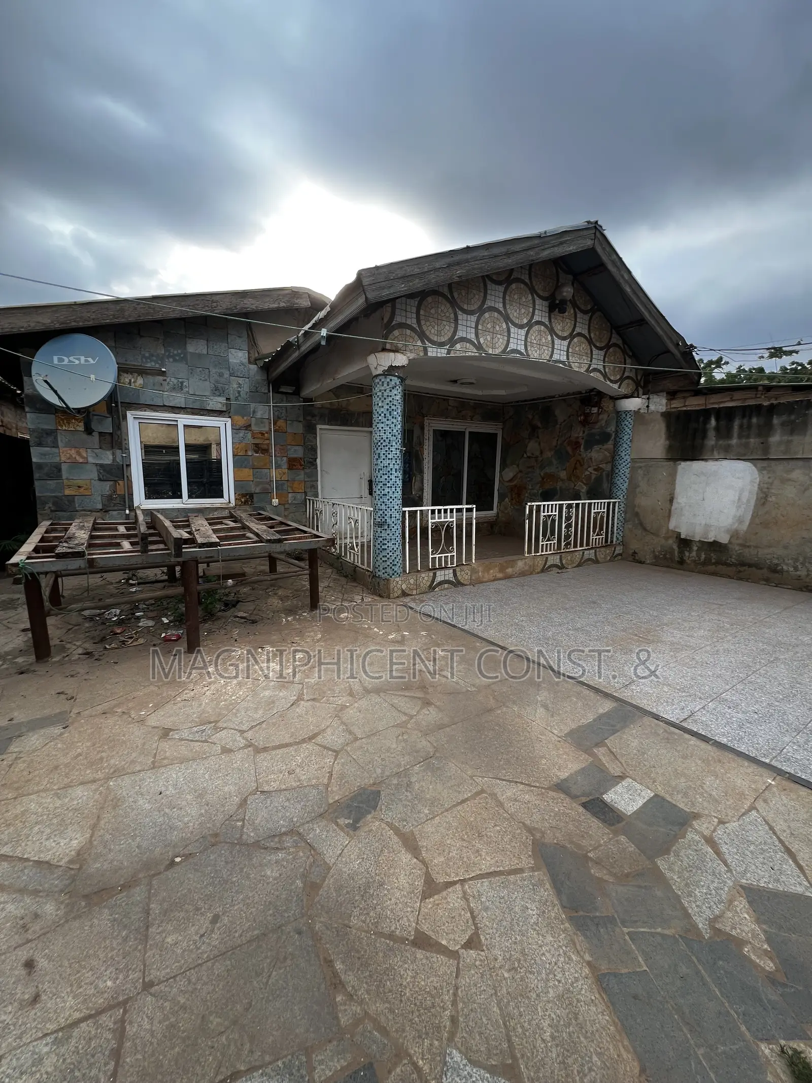 3bdrm House in Lakeside Estate, Ashaley Botwe for sale