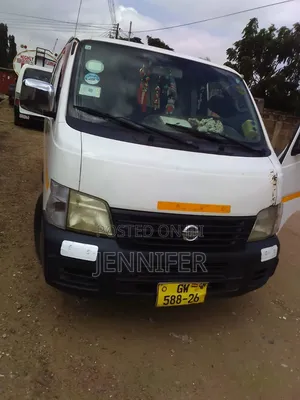 Nissan Caravan (Urvan) 2025 White