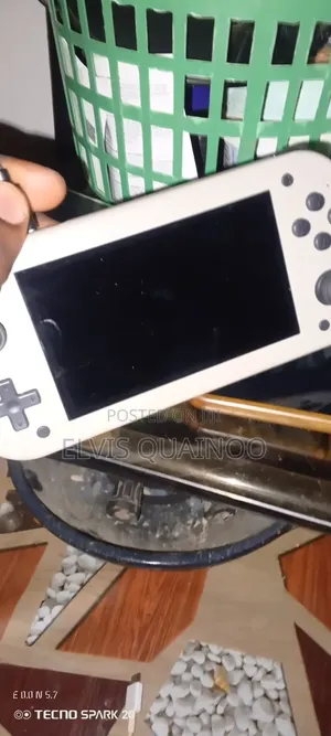 M17 Gaming Console