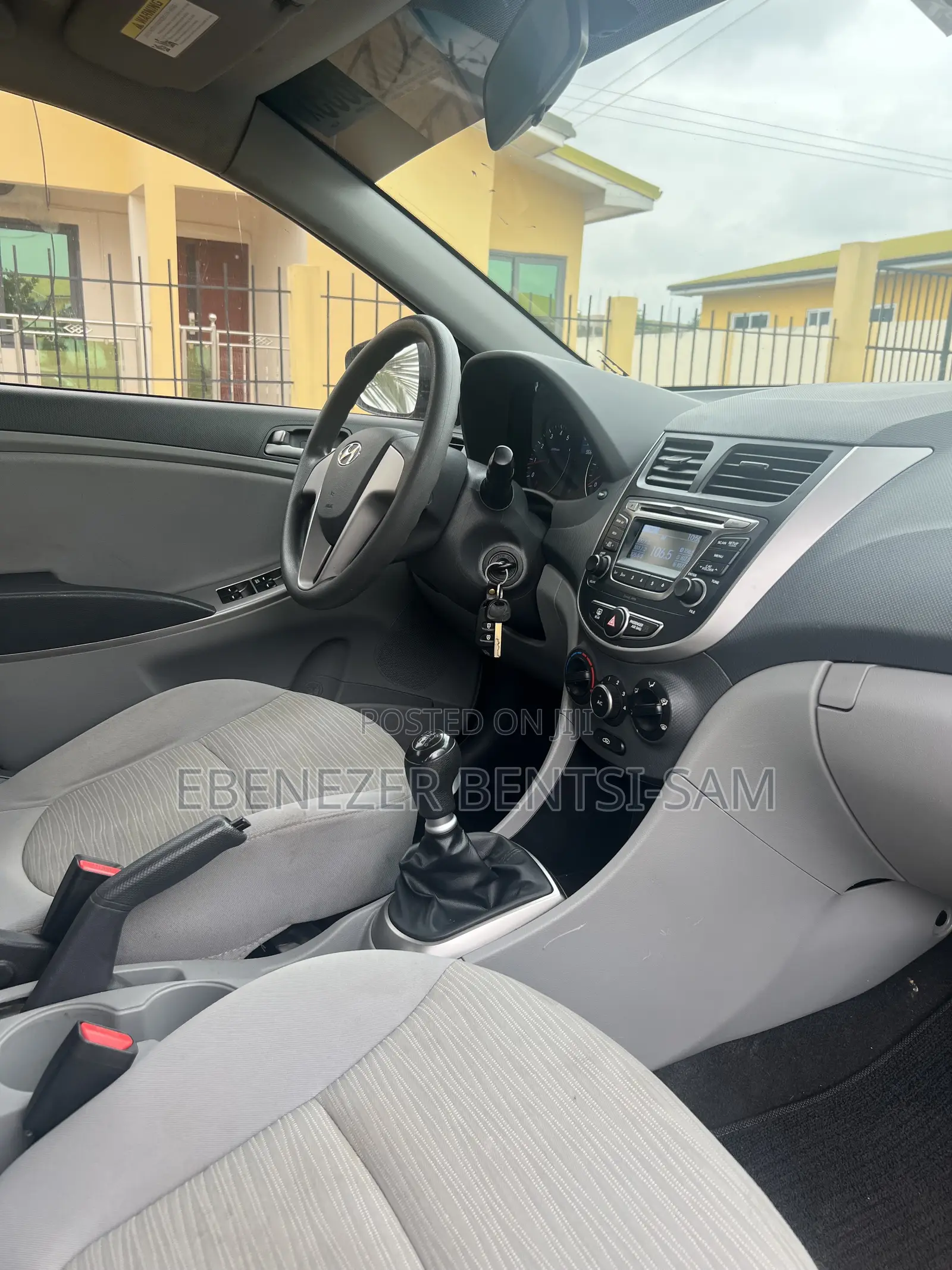 Hyundai Accent 2017 Black