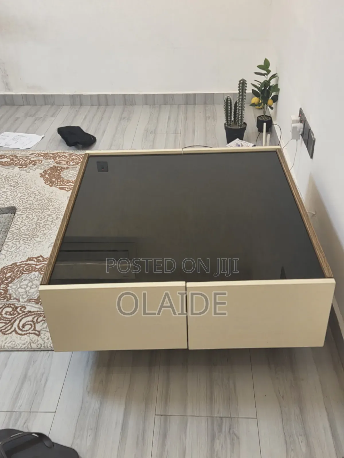 Canyon Centre Table