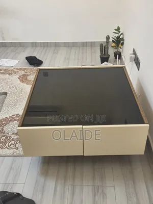 Canyon Centre Table