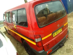 Toyota HiAce 2012 Red