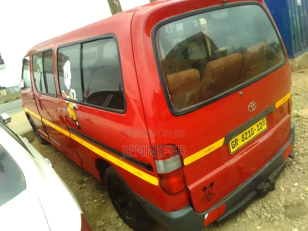 Toyota HiAce 2012 Red