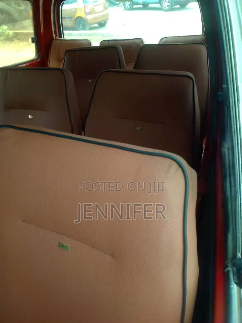 Toyota HiAce 2012 Red