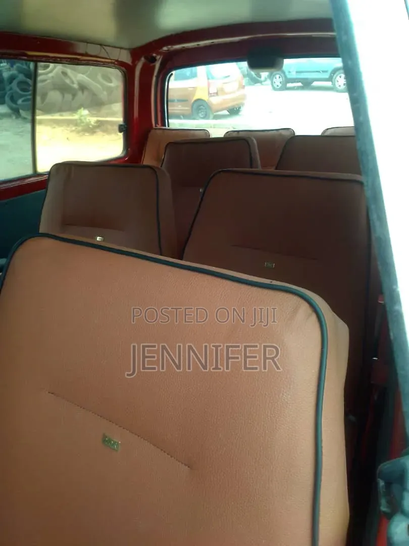 Toyota HiAce 2012 Red