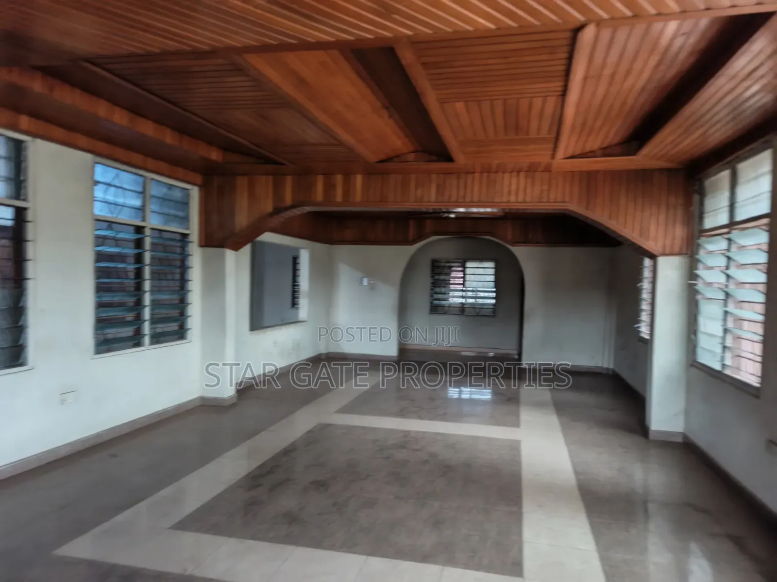 4bdrm Apartment in Buokrom Estate, Kumasi Metropolitan for rent