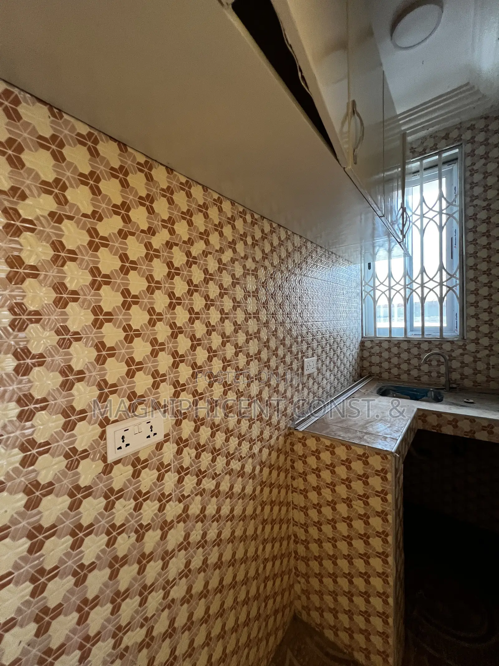 1bdrm Apartment in Lakeside Estate, Ashaley Botwe for rent
