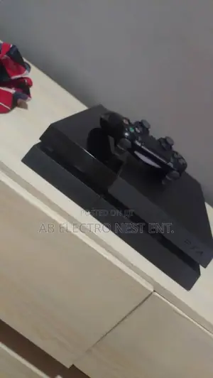 Ps4 Standard 1TB Jailbreak With 10 Games Installed Plus Controller
