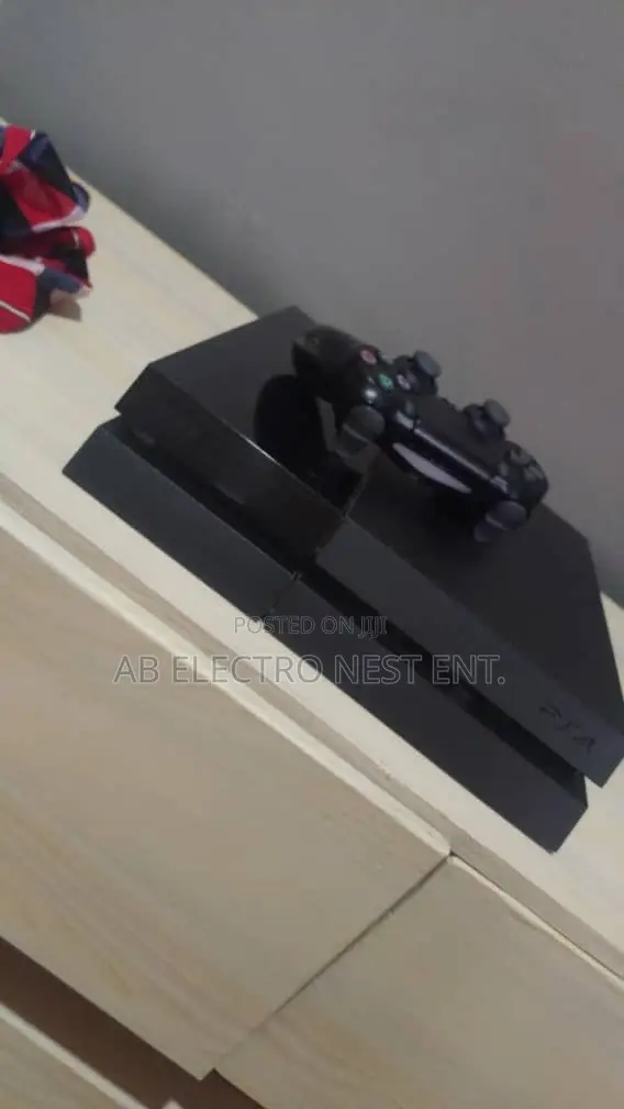 Ps4 Standard 1TB Jailbreak With 10 Games Installed Plus Controller