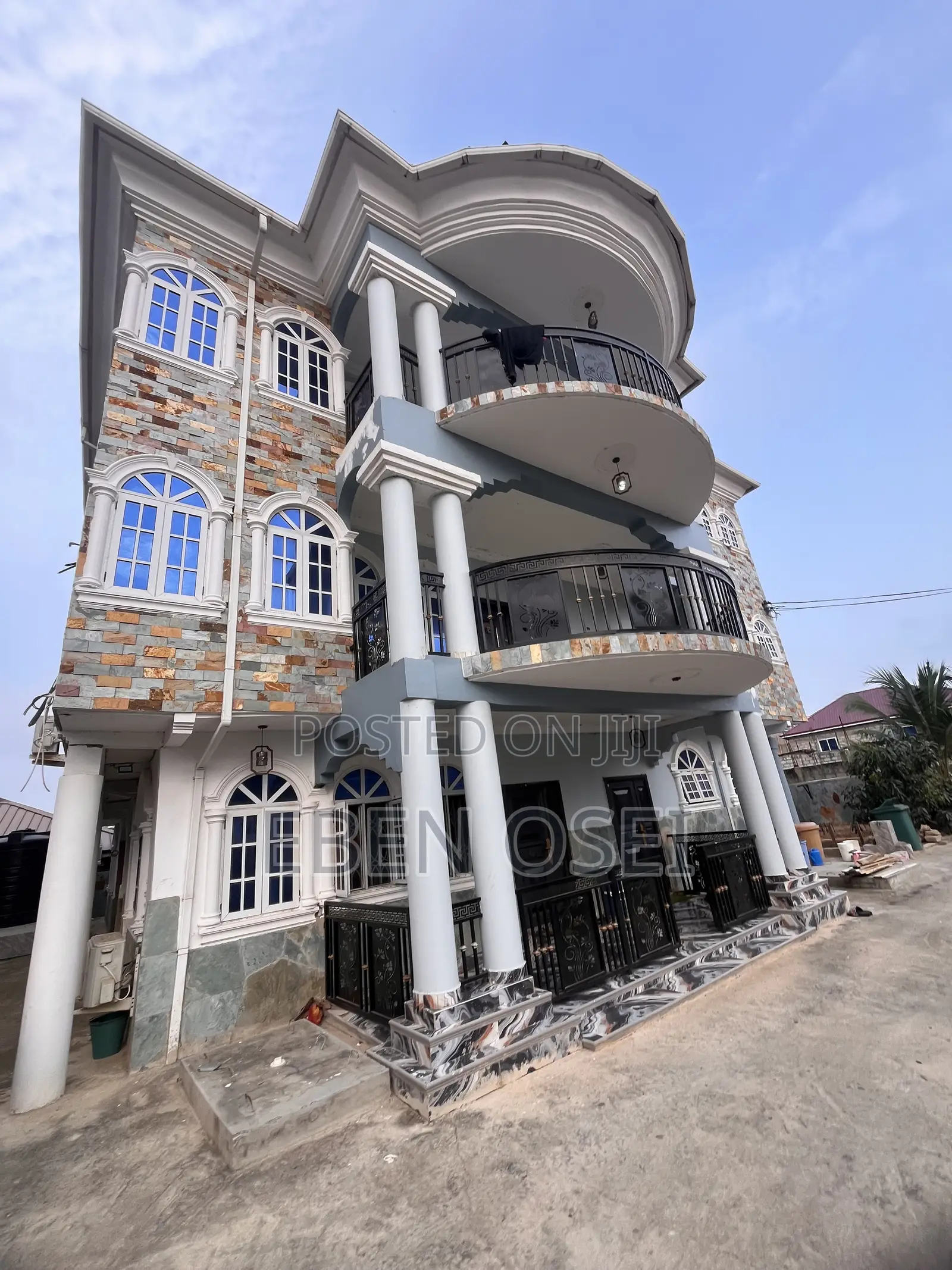 2bdrm Apartment in Dansoman for rent