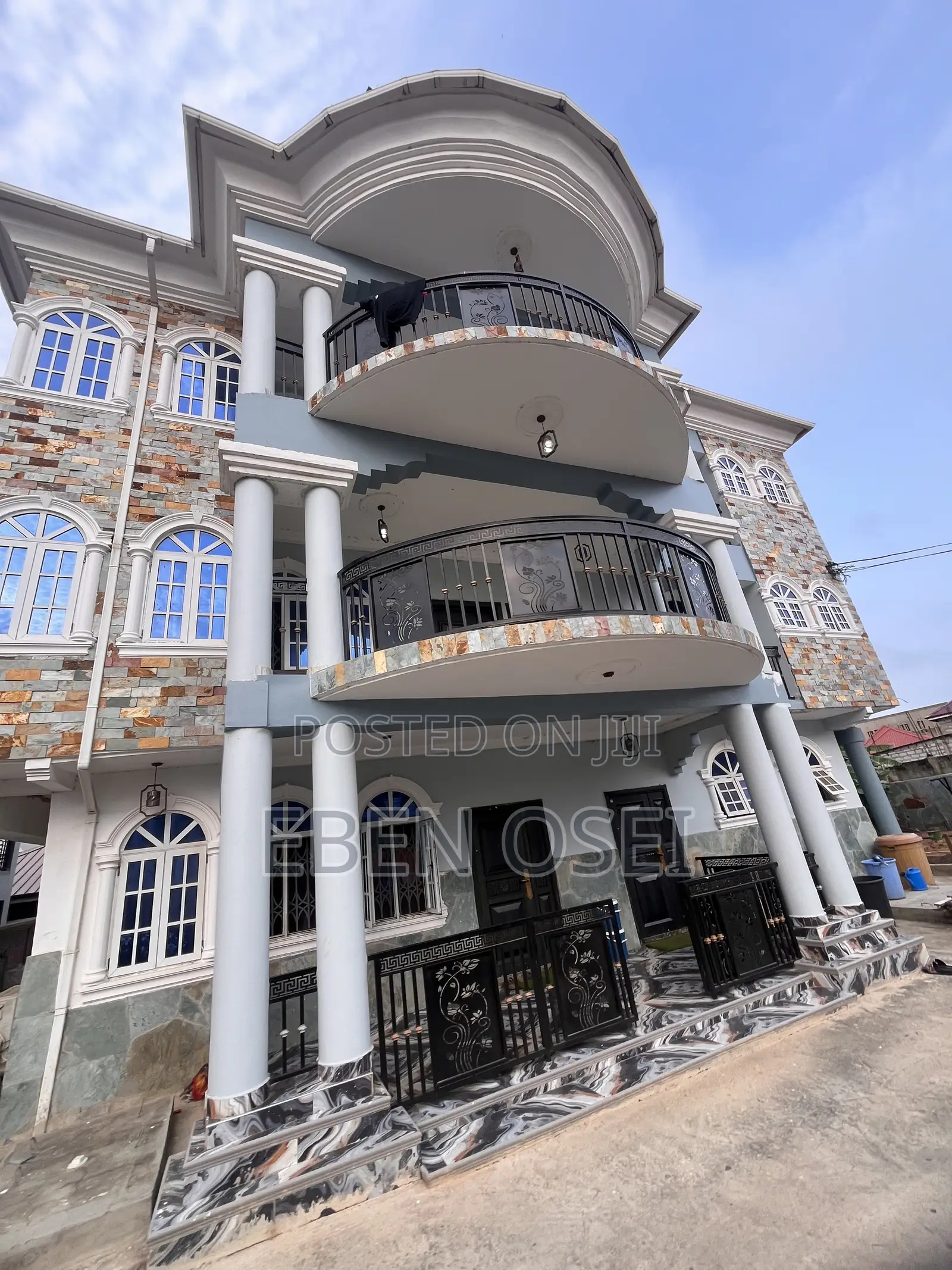 2bdrm Apartment in Dansoman for rent