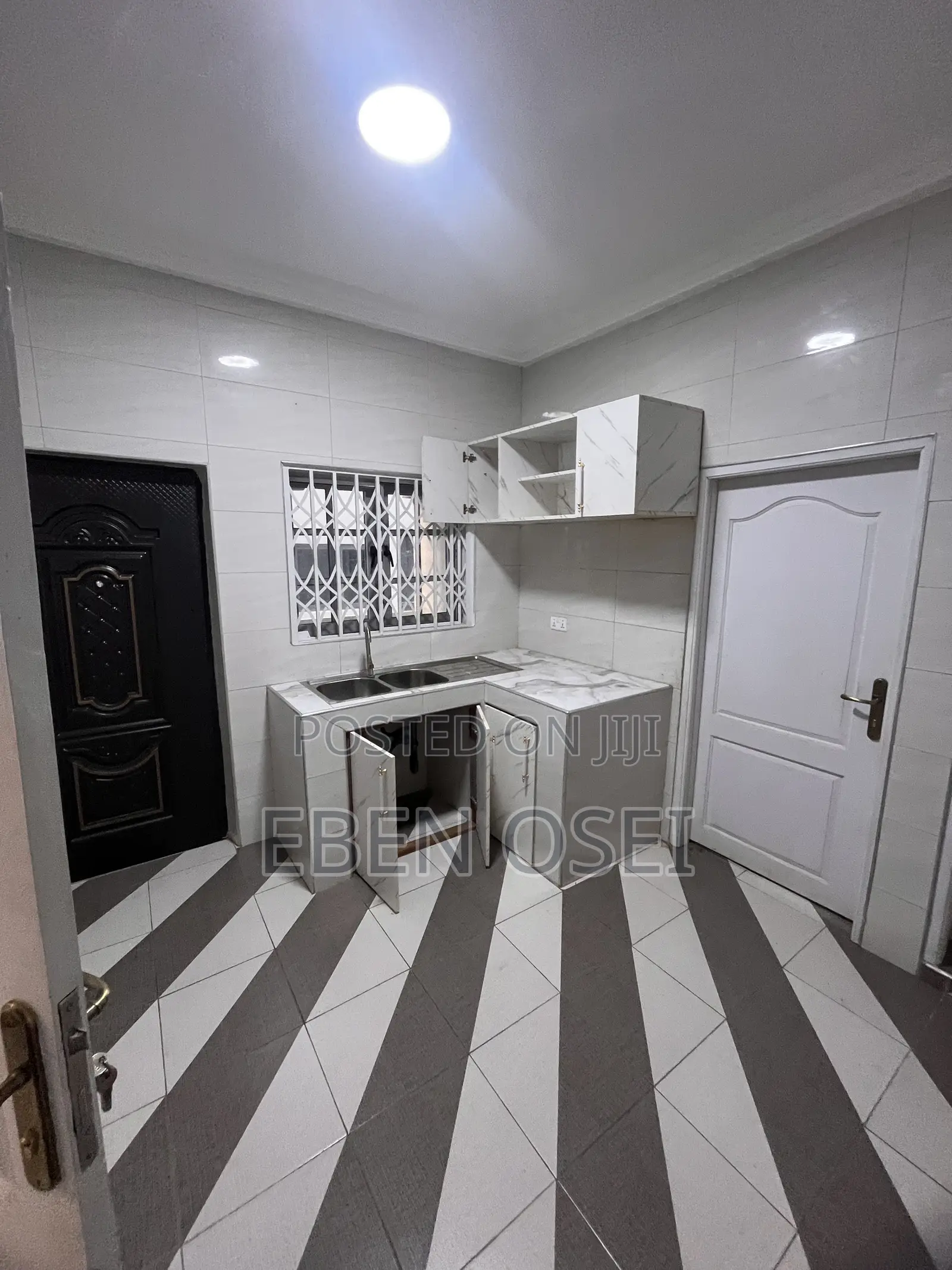 2bdrm Apartment in Dansoman for rent