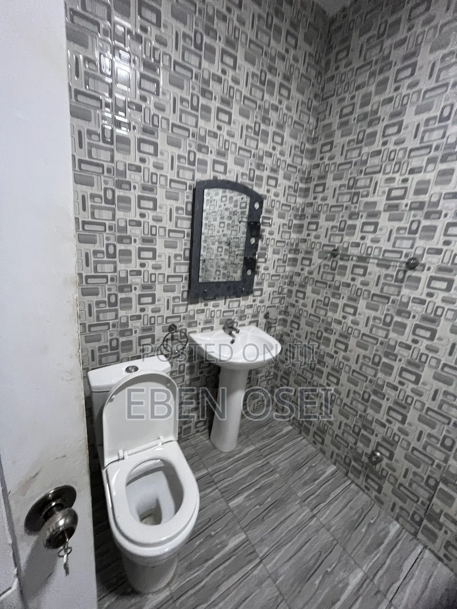 2bdrm Apartment in Dansoman for rent