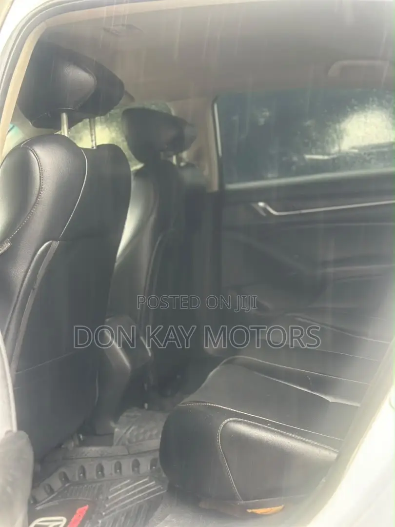 Honda Accord EX 2018 White