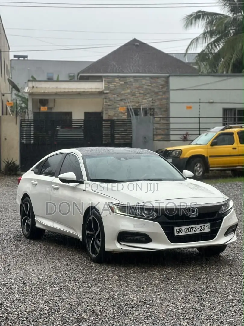 Honda Accord EX 2018 White