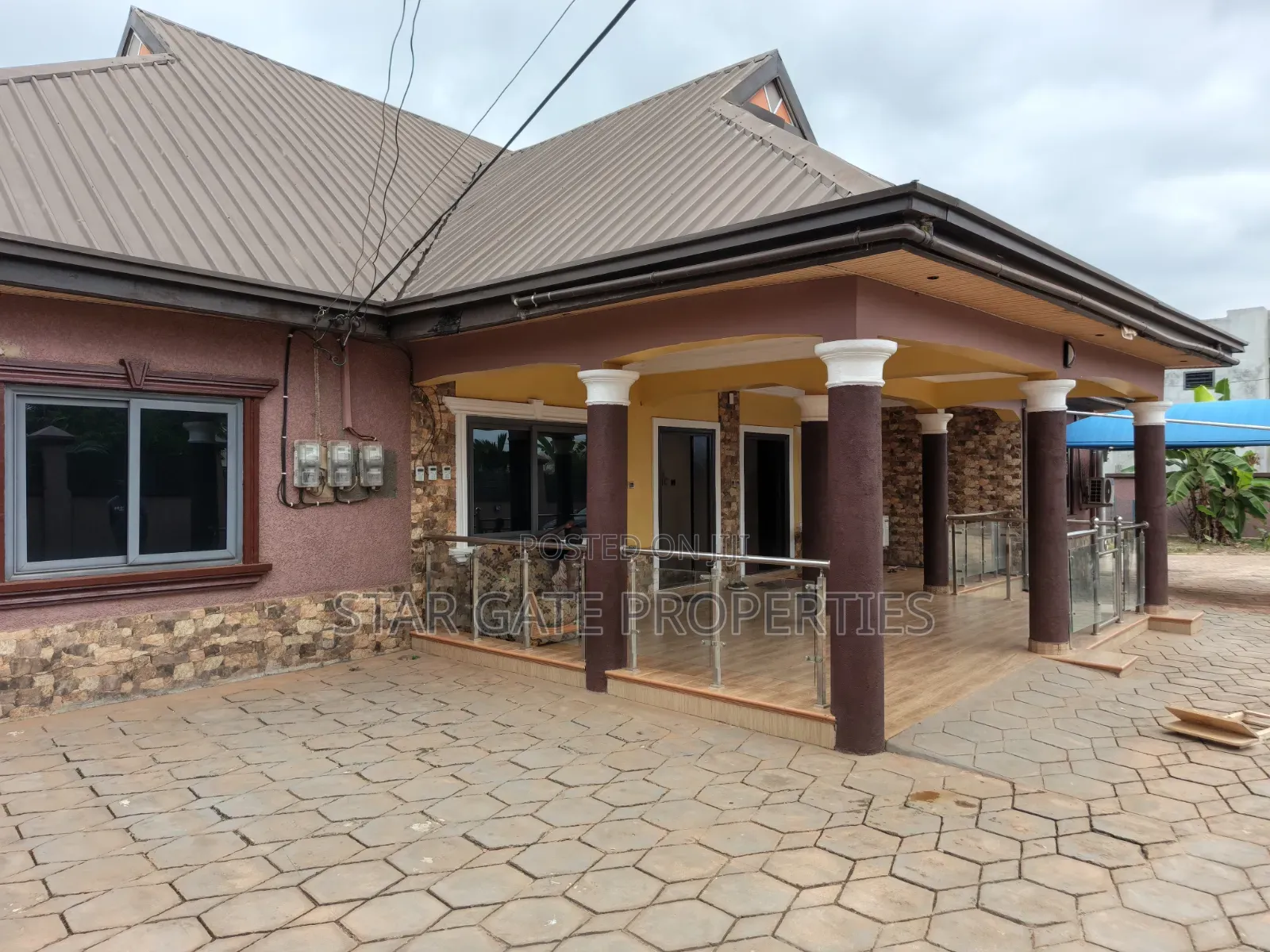 5bdrm House in Kotwi Near Santasi, Kumasi Metropolitan for rent
