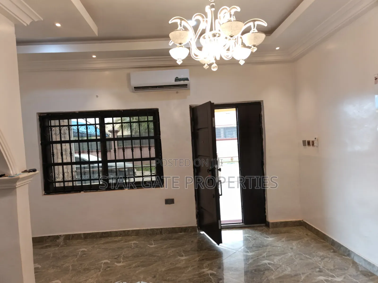 5bdrm House in Kotwi Near Santasi, Kumasi Metropolitan for rent