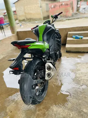 Kawasaki Z400 2020 Green