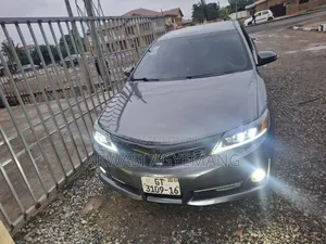 Toyota Camry 2014 Gray
